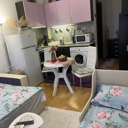 студио Sunny Day 6 Sunny 公寓